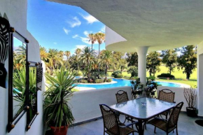 5* Stunning Golf & Sea Apartment